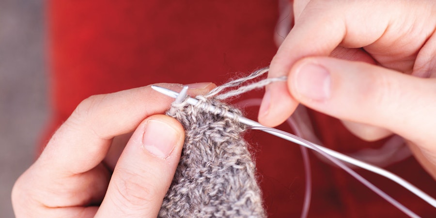 Strong and Sturdy: Two-end Knitting Condensed Image