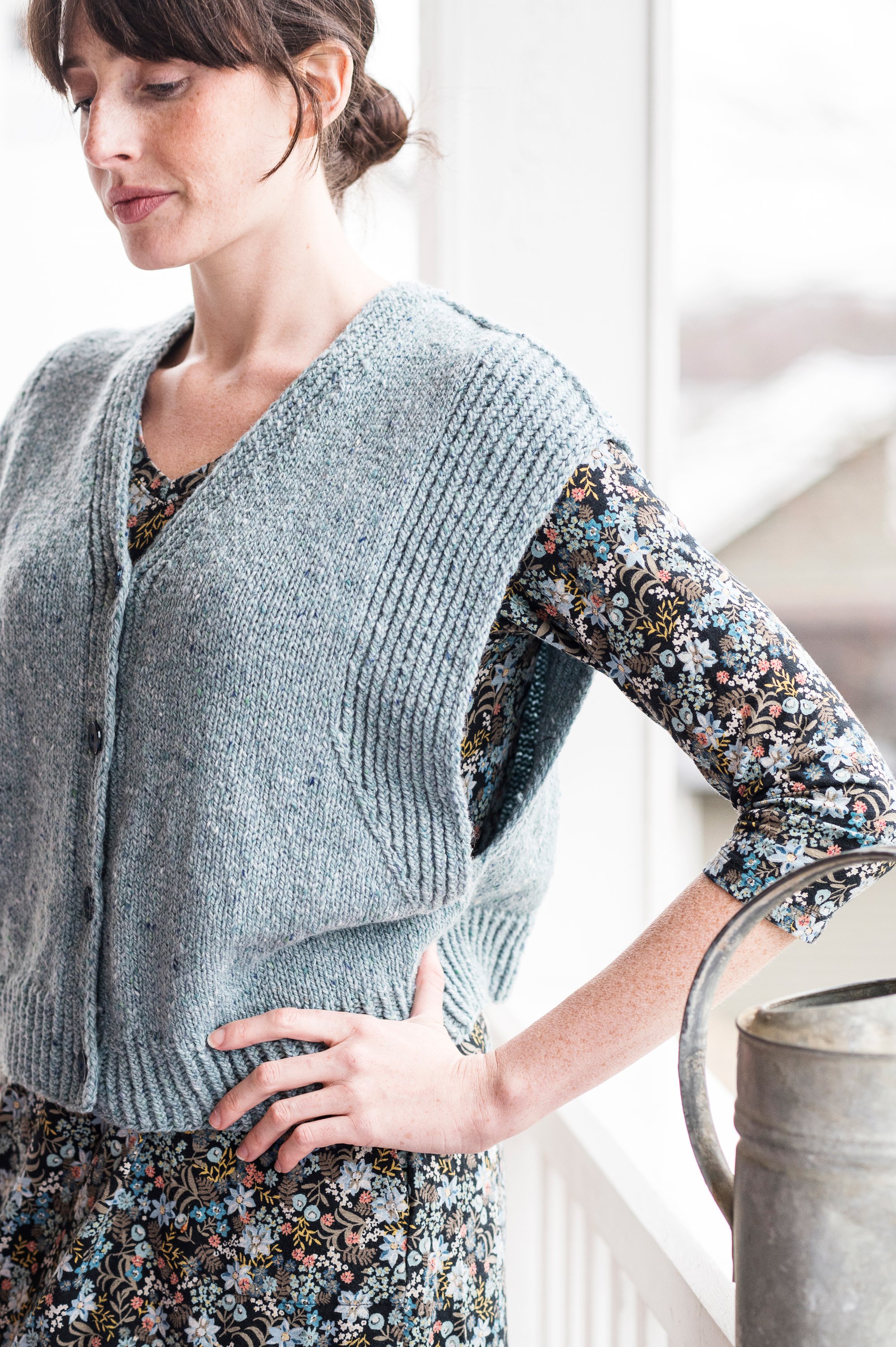 Zephyr Vest | Farm & Fiber Knits Library