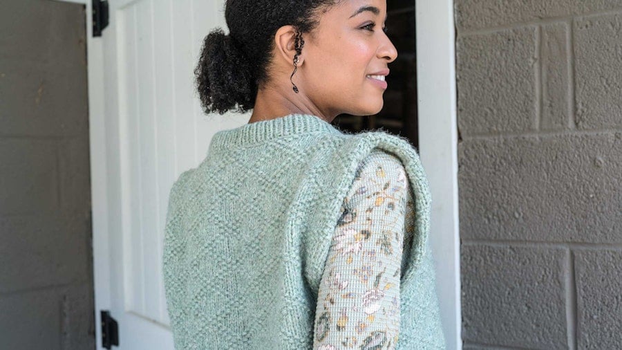 Charlie Slipover: Airy Texture for Any Season Image