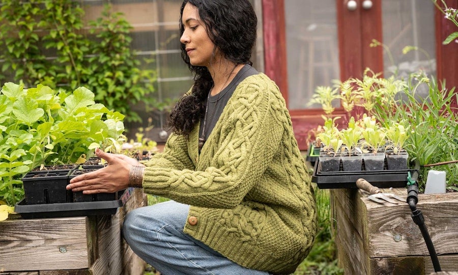 Knitting Saddle Shoulders: 7 Things You’ll Wish You Knew First Image