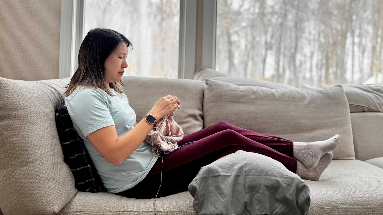 Knitting Ergonomics: Posture Tips for Pain-Free Stitching Primary Image