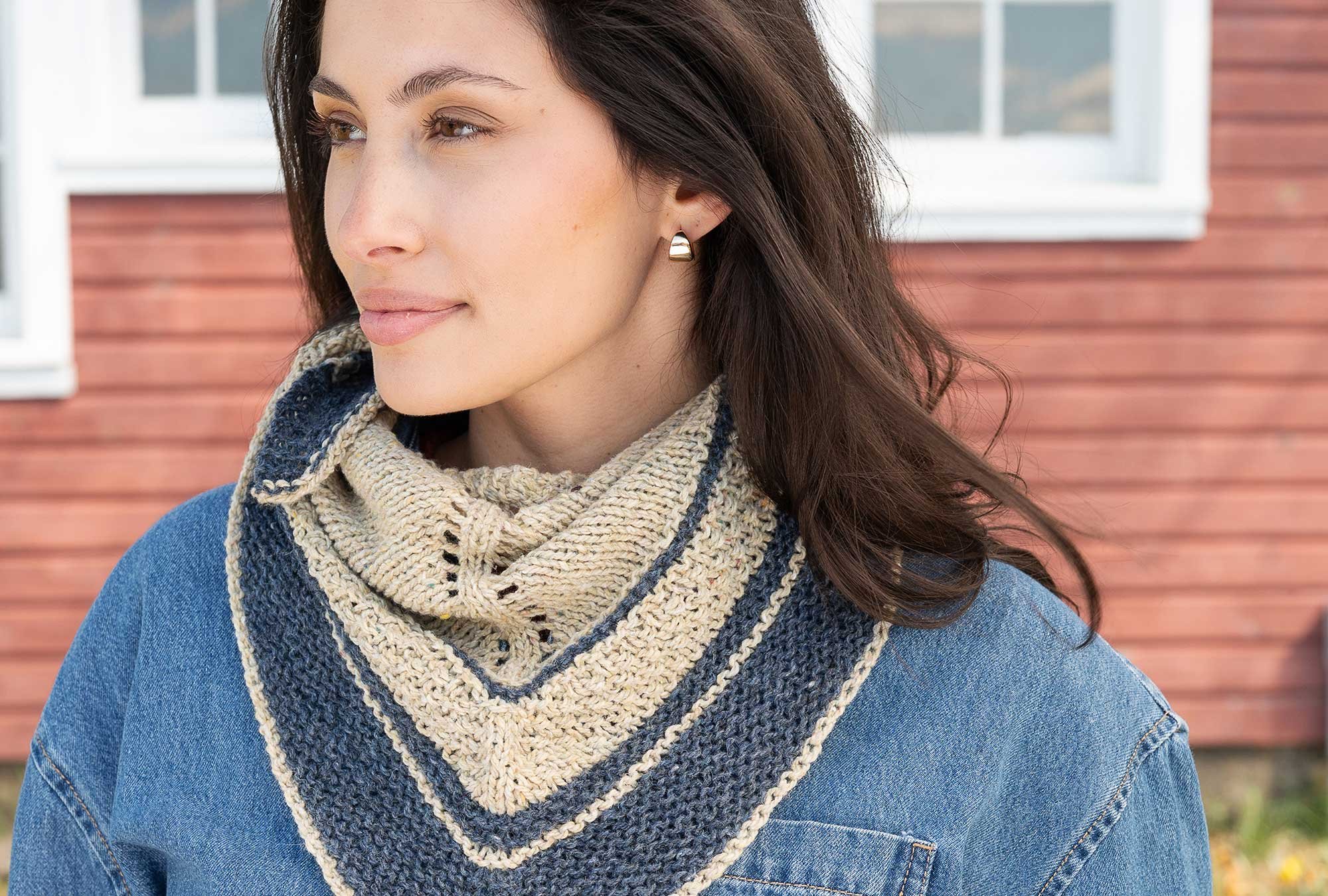 5 Ways to Wear a Small Shawl Image